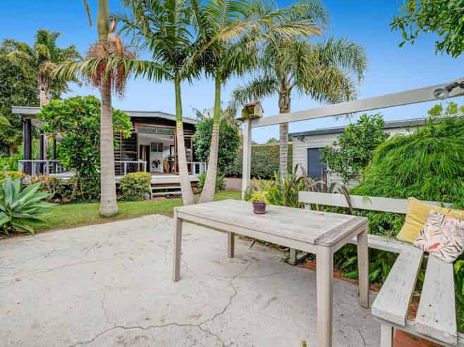 16 Onepu Lane, Manly