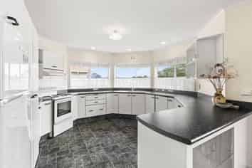 8 Kelsi Street, Tawhero