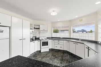 8 Kelsi Street, Tawhero