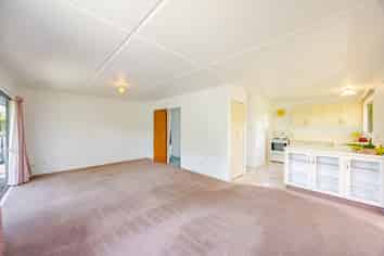 7/142 Main Road, Clive