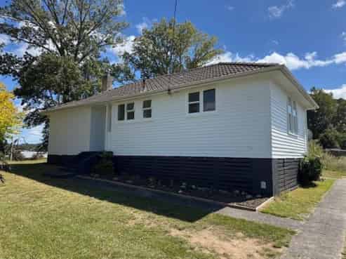 19 Charles Crescent, Putaruru