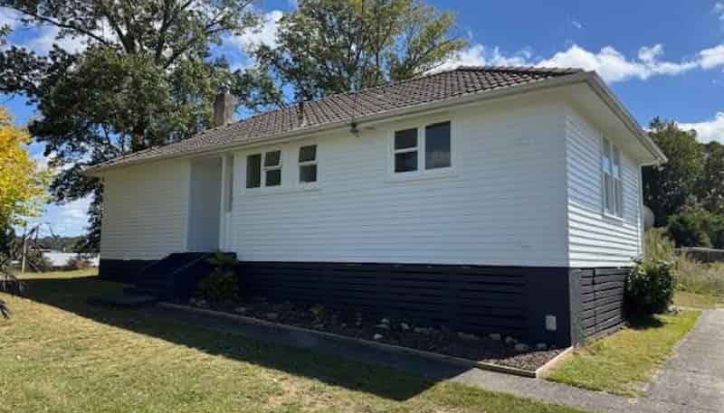 19 Charles Crescent, Putaruru