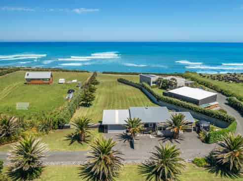 77 Anglers Avenue, Okato