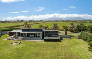 77 Anglers Avenue, Okato