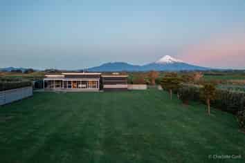 77 Anglers Avenue, Okato