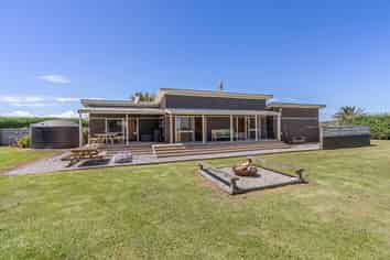 77 Anglers Avenue, Okato