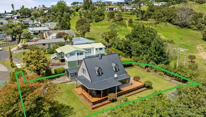 111 Tobie Place, Whangamata