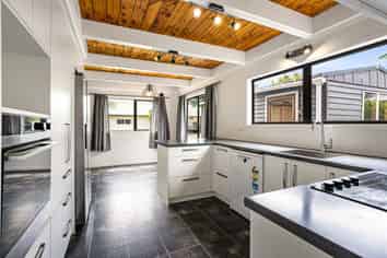 111 Tobie Place, Whangamata