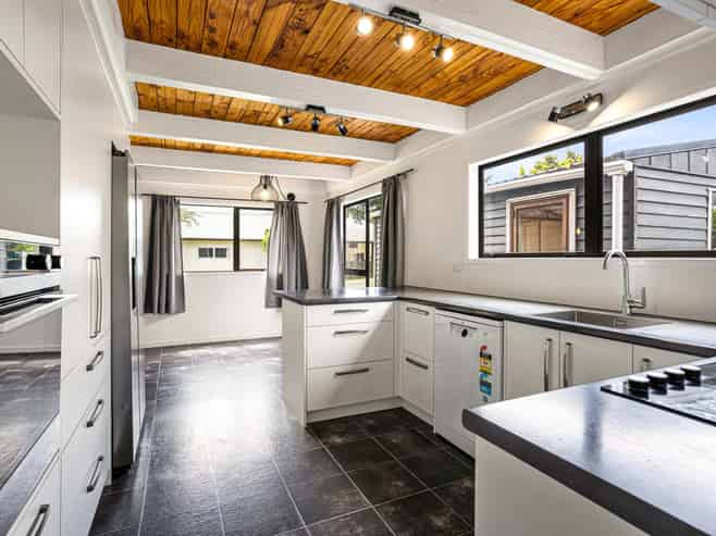 111 Tobie Place, Whangamata