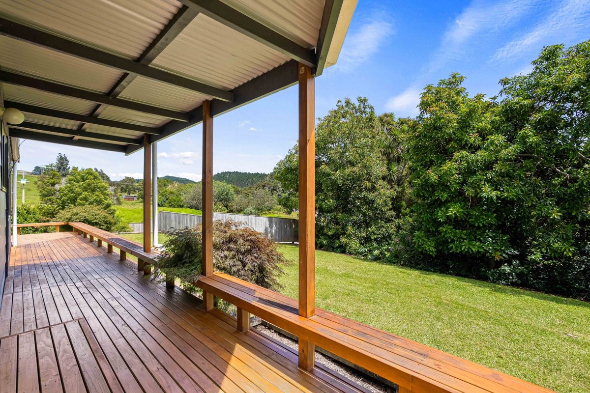 Peaceful and Private with Plenty of Potential! - Widok 4
