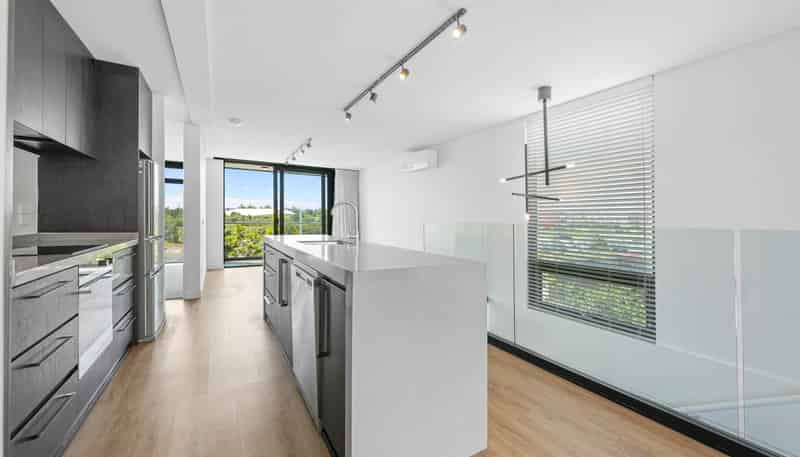 25 Nugget Avenue, Hobsonville