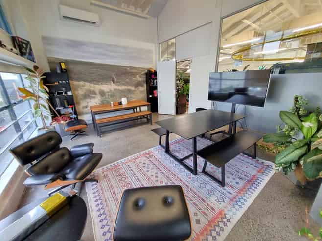 Prime Parnell Sunlit Top-Floor Office