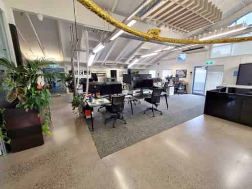 Prime Parnell Sunlit Top-Floor Office