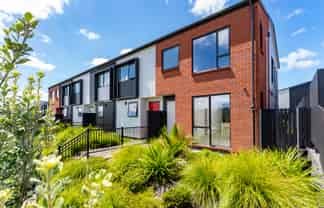 23 Te Aniwaniwa Terrace, Albany