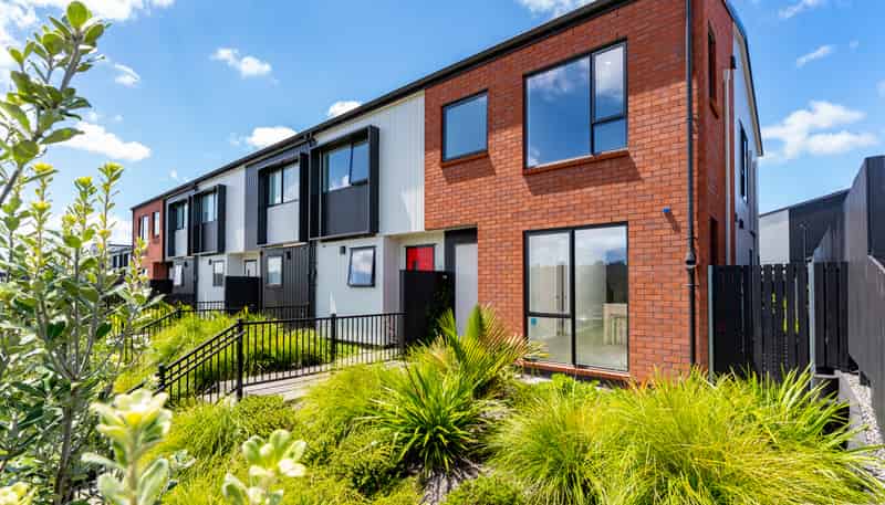 23 Te Aniwaniwa Terrace, Albany