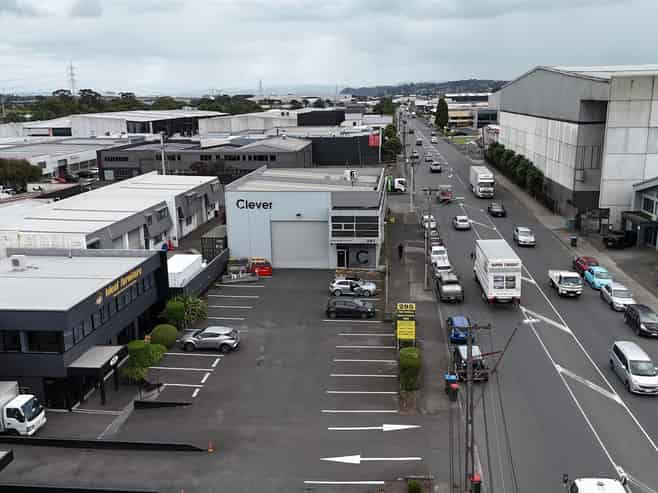 CBRE | High-Profile on Neilson Street