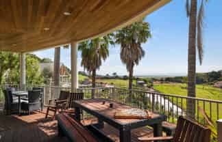 24 Sawmill Road, Thames