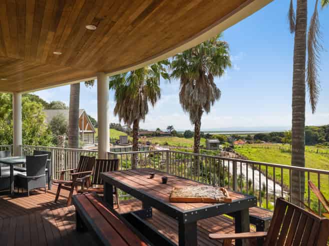 24 Sawmill Road, Thames