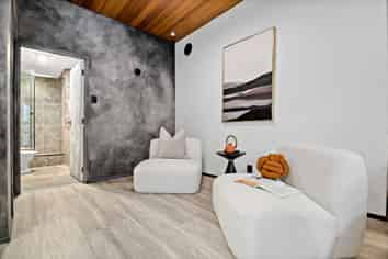 26 Braemar Road, Castor Bay