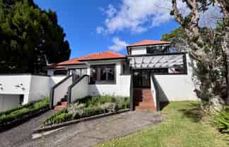 223 Titirangi Road, Titirangi