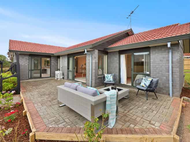 76 Burswood Drive, Burswood