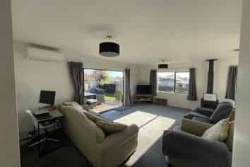 22 Tawari Street, Inglewood