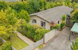 10 Kawaka Street, Titirangi