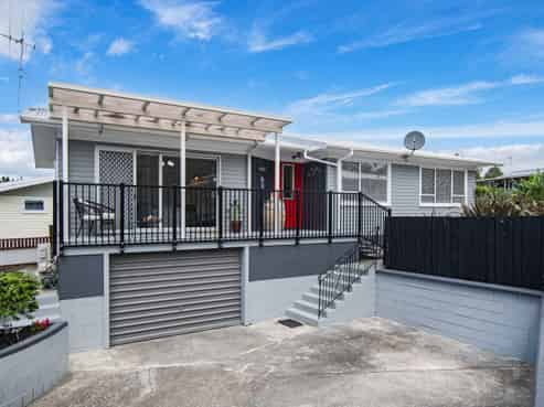 25 Manapouri Street, Tikipunga