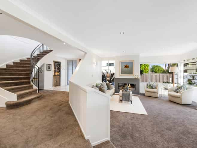 53 Manor Park, Sunnyhills