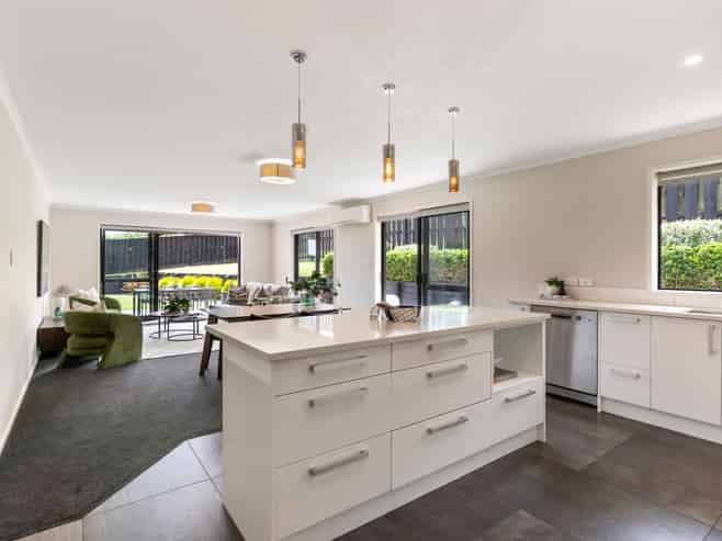 4 Stockyard Crescent, Pukekohe