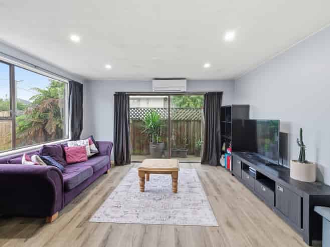 1/156 Bordesley Street, Phillipstown