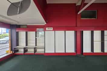 Lease opportunity on busy CBD corner