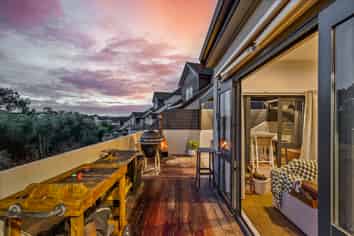 11/19 Langana Avenue, Browns Bay