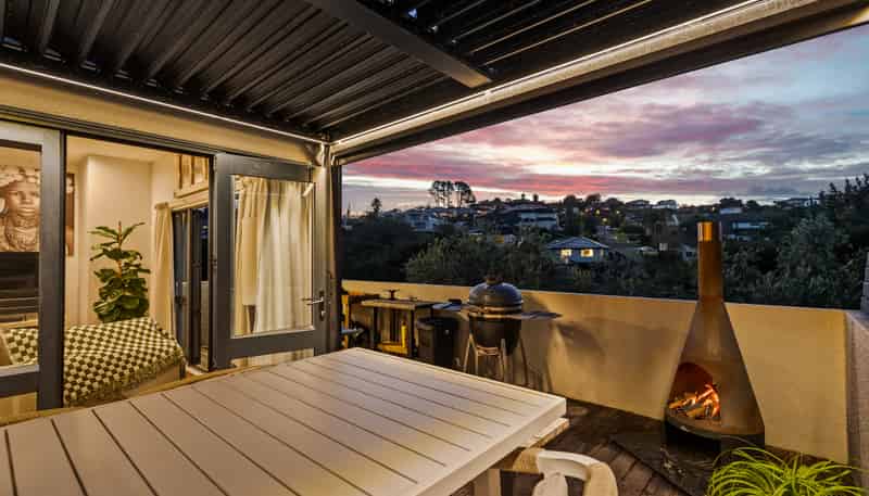 11/19 Langana Avenue, Browns Bay
