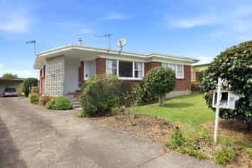 142 Otonga Road, Springfield