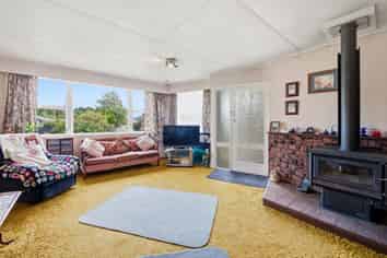 142 Otonga Road, Springfield