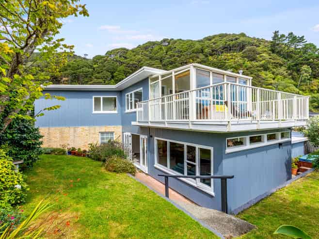 304 Muritai Road, Eastbourne