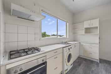 1/804 St Aubyn Street East, Parkvale