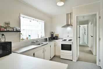 16B Kilkee Terrace, Flaxmere