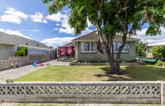 330 Tui Place, Camberley