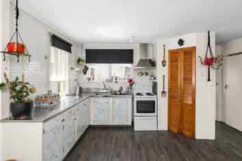 330 Tui Place, Camberley