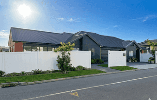 56 Riverhead Point Drive, Riverhead