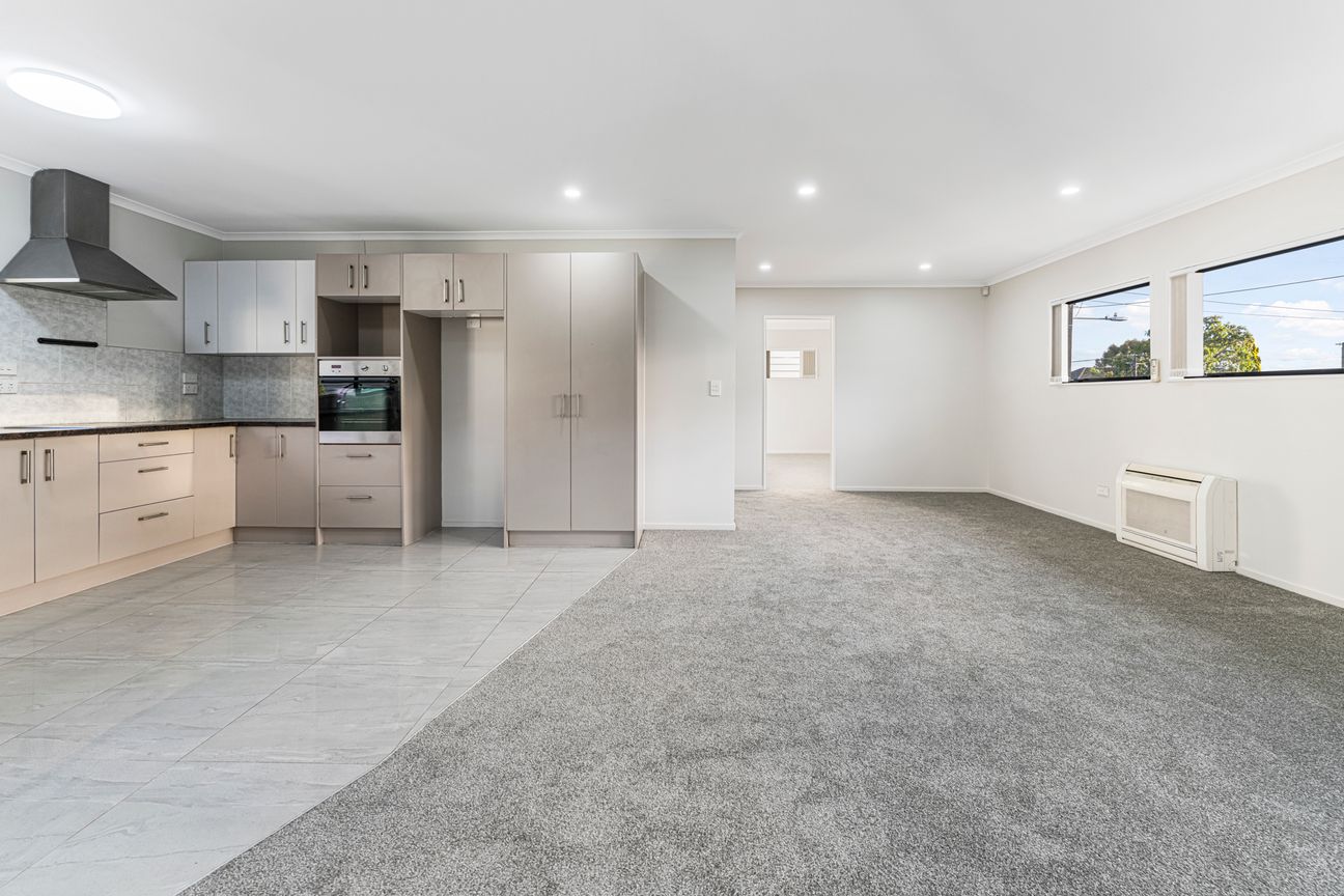 House in Manurewa, Manurewa East - View 5