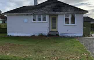 4 Webb Street, Woodbourne