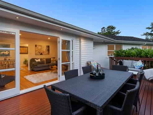 11 Powrie Street, Glenfield