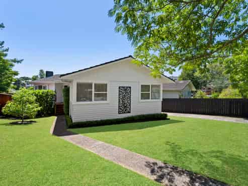 11 Powrie Street, Glenfield