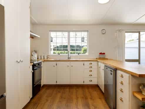 7 Lybster Street, Blenheim