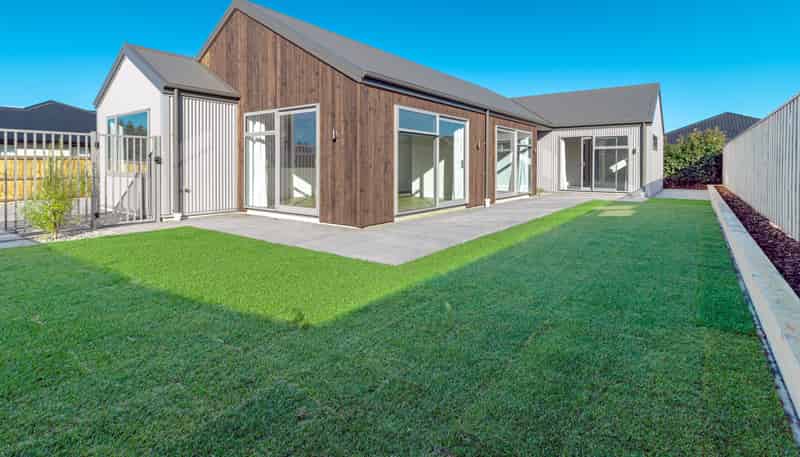 25 Gemstone Place, Rolleston