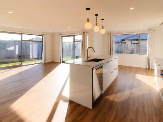 25 Gemstone Place, Rolleston