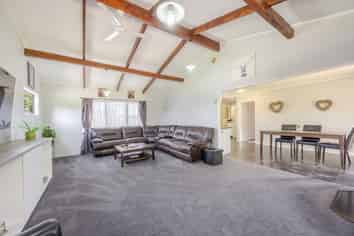 34 Guy Street, Waipawa